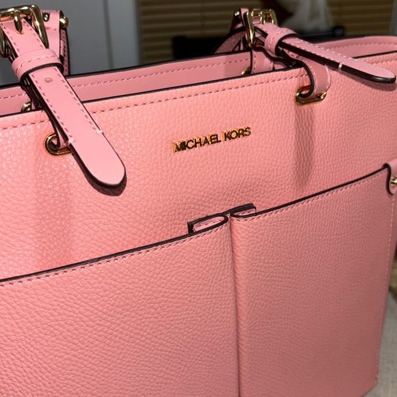 Michael Kors Jet Set Medium Pocket Tote Bag NWT - Picture 3 of 13